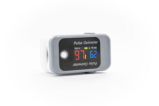 PULZNI OKSIMETER BERRY 1000C